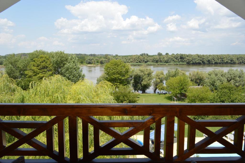 Hotel Wels Băltenii de Sus Habitación foto
