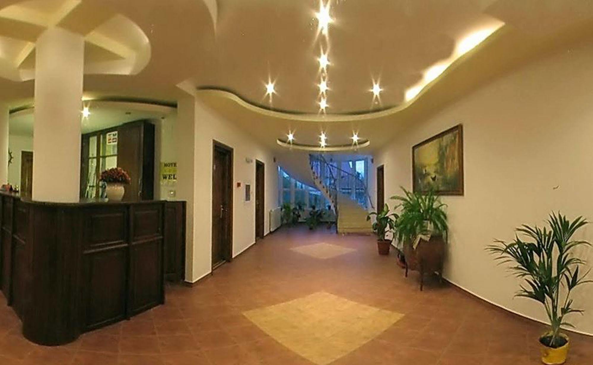 Hotel Wels Băltenii de Sus Exterior foto